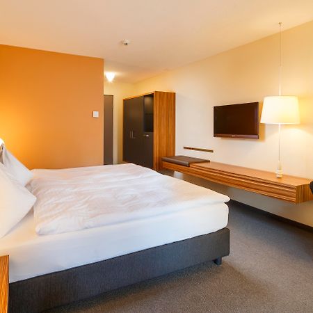 ซีโฮเทล กษะเทียนบาม Hotel Lucerne ภายนอก รูปภาพ